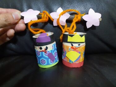 5歳の君がつくったひな飾り。